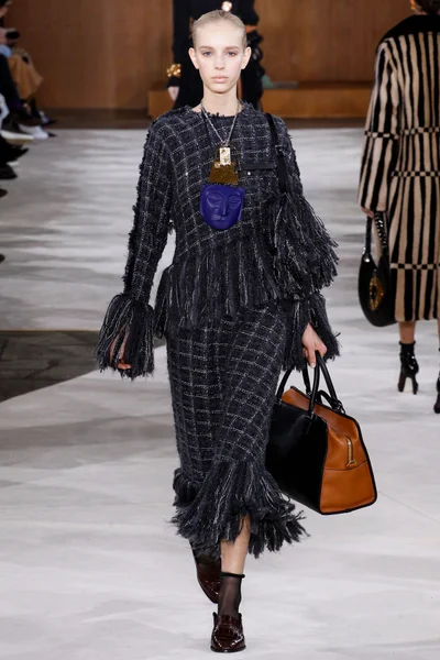 Look 20